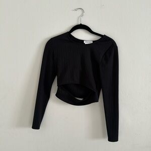 Lovers & Friends XS crop ish top